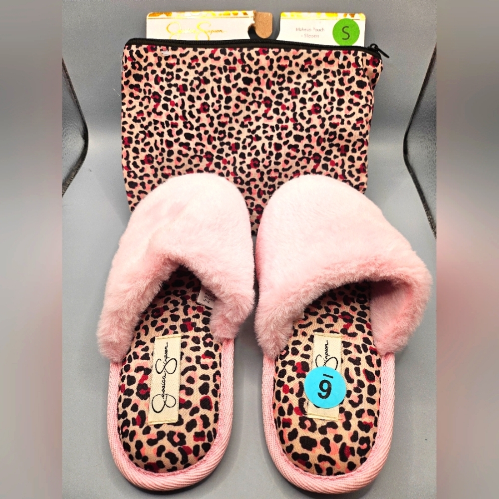 Women's Jessica Simpson Leopard Print Slippers with Makeup Pouch, Size S (6-7)
